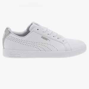 Woman puma size 9 in good condition.